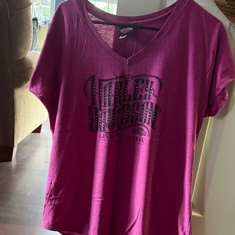 Harley-Davidson Women's Magenta V-Neck Tee